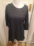 Ladies Capsule Size Medium Black With Blue Stars 3/4 Sleeved Dress