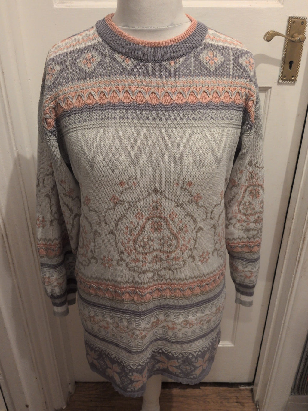 Ladies Amari Size 10-12 Pink And Grey Long Sleeve Pullover Jumper