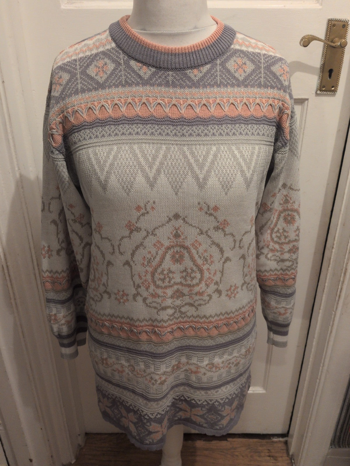 Ladies Amari Size 10-12 Pink And Grey Long Sleeve Pullover Jumper