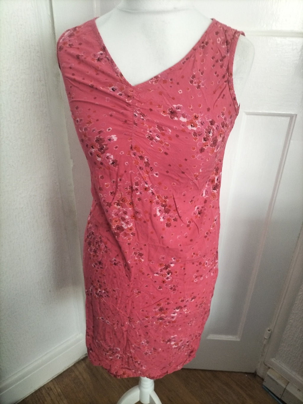 Ladies Primark Size 12 Cerise And Pink Floral Sleeveless Dress