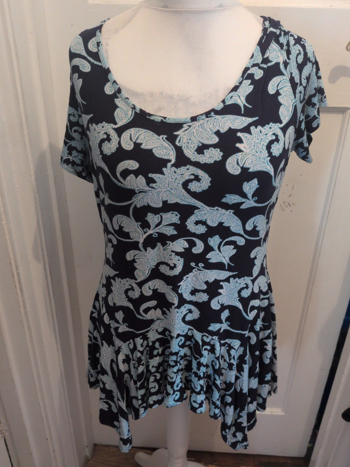 Ladies Per Una Size 14 Navy And Teal Pattern Short Sleeve Blouse