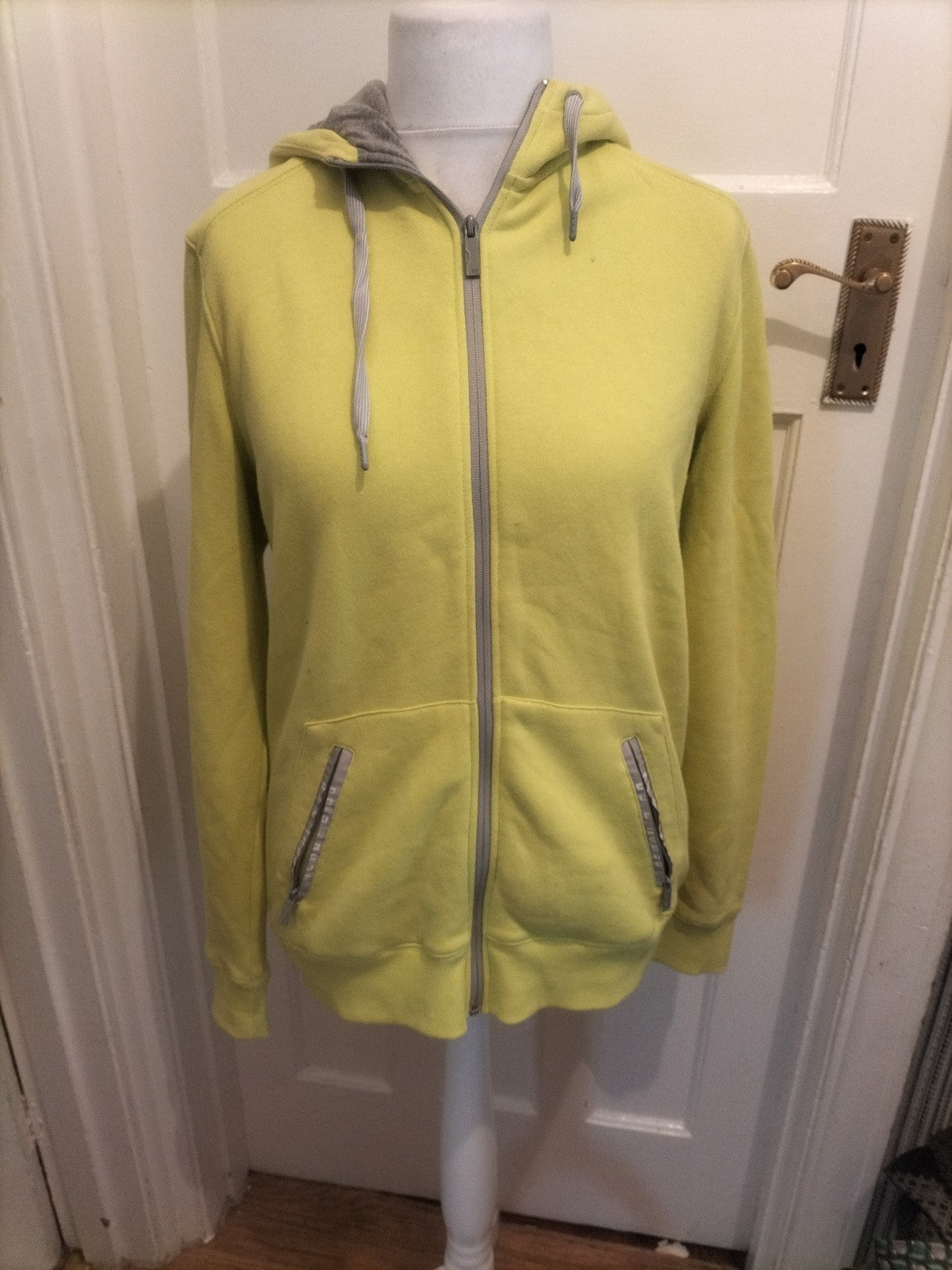 Mens Reserved Size Large Slim Fit Yellow Full Zip Hoodie