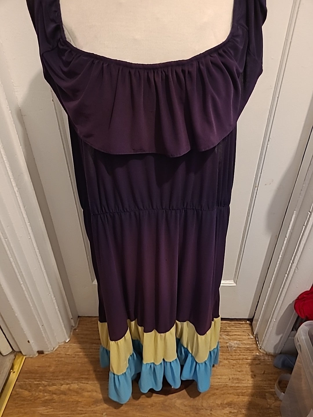 Ladies Wardrobe Size XL Yellow/Blue/Purple Sleeveless Flare Dress