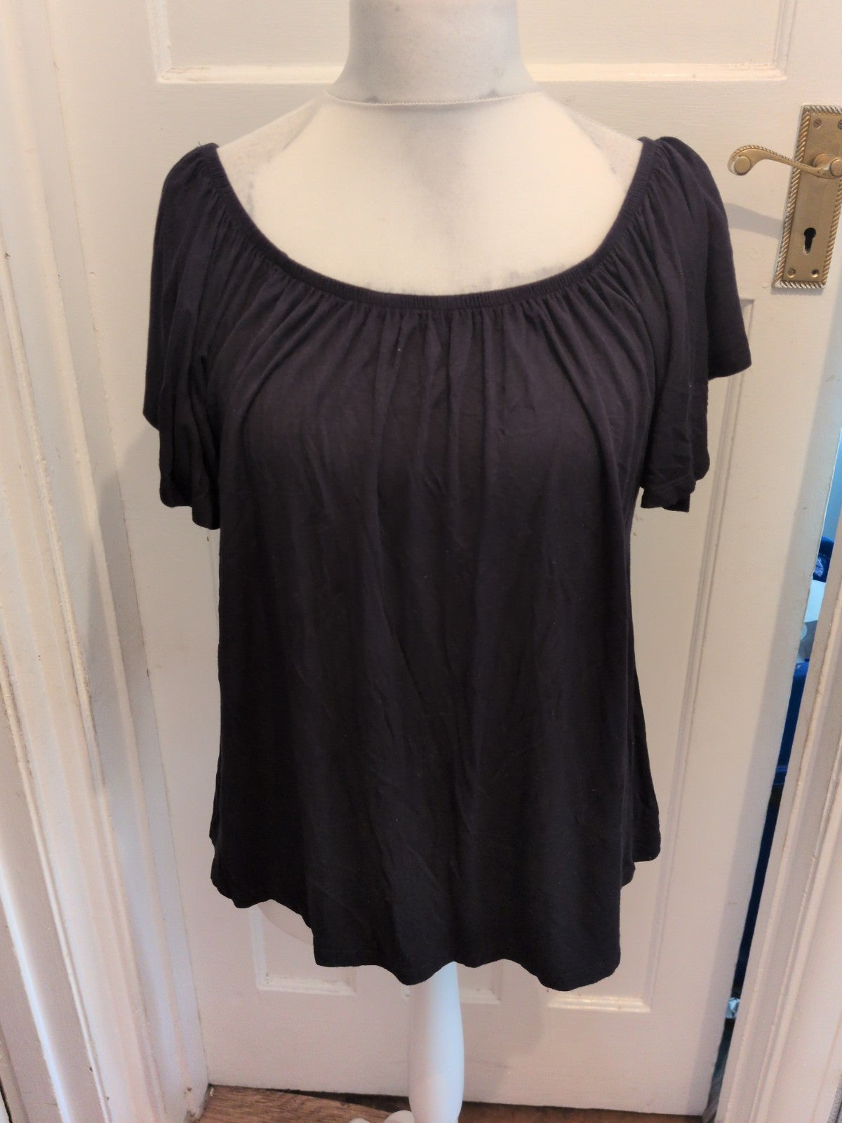 Definitions 22 Black Short Sleeve Elasticated Hem Blouse