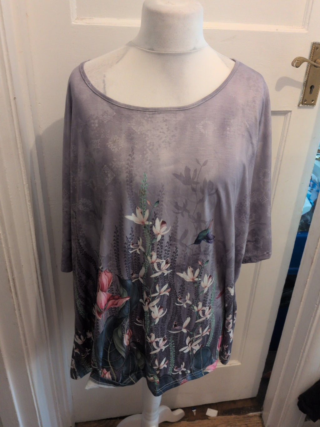 Ladies 6XL Grey Floral Short Sleeve T-shirt