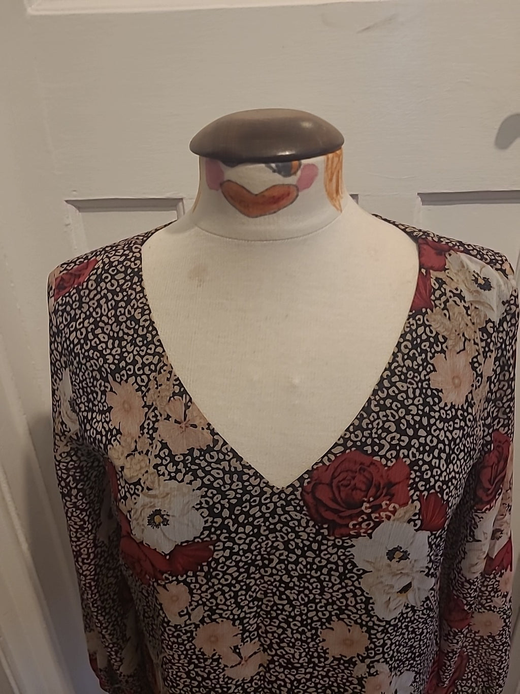 Ladies Wallis Size 12 Multi Speckled Floral Long Sleeved Blouse