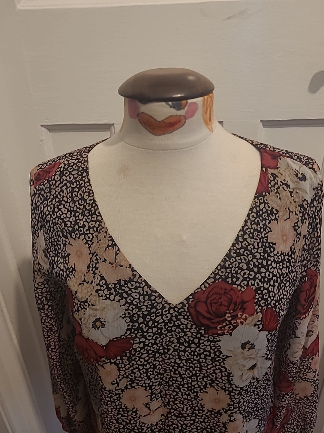 Ladies Wallis Size 12 Multi Speckled Floral Long Sleeved Blouse