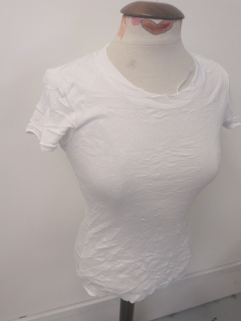 Ladies Tu Size 8 White Short Sleeve T-shirt Plain