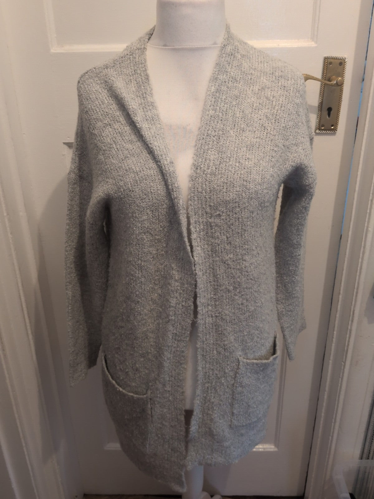 Ladies Peacocks Size M Grey Open Cardigan Longline