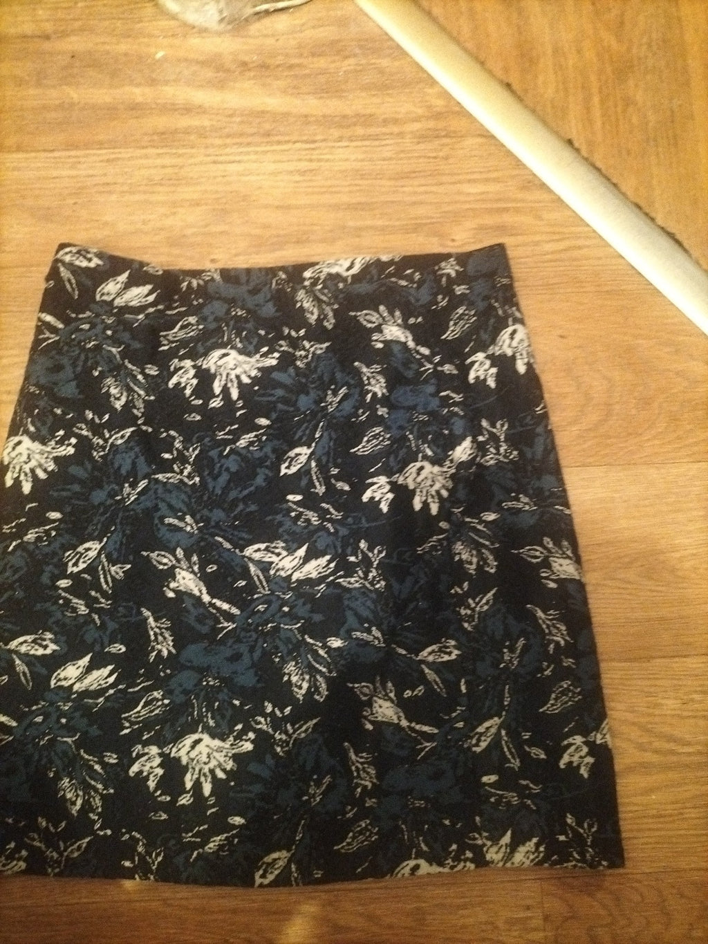Ladies George Size 12 Navy/Black/White Skirt Knee Length Pencil