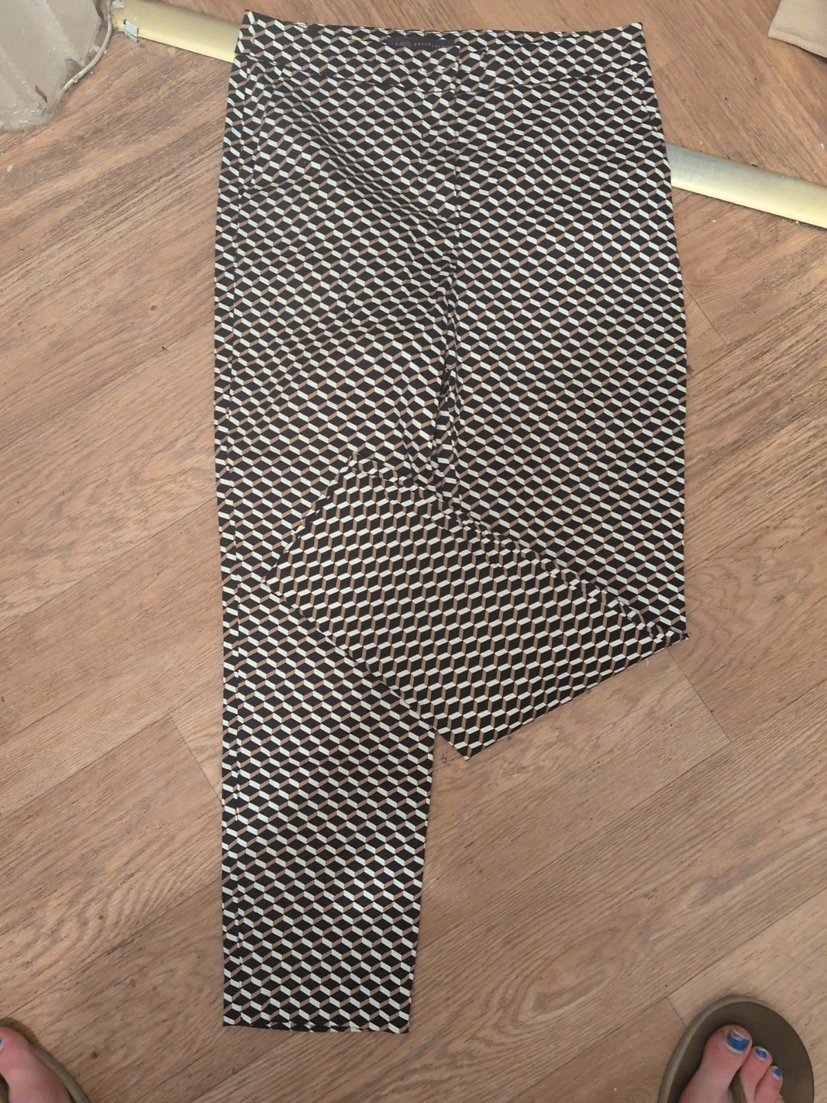 M&S Collection 10 Grey And White Diamond Pattern Trousers
