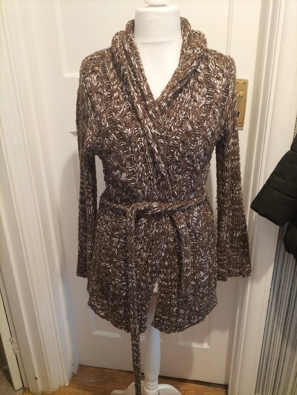 Ladies MNG Size Medium Brown Knit Cardigan