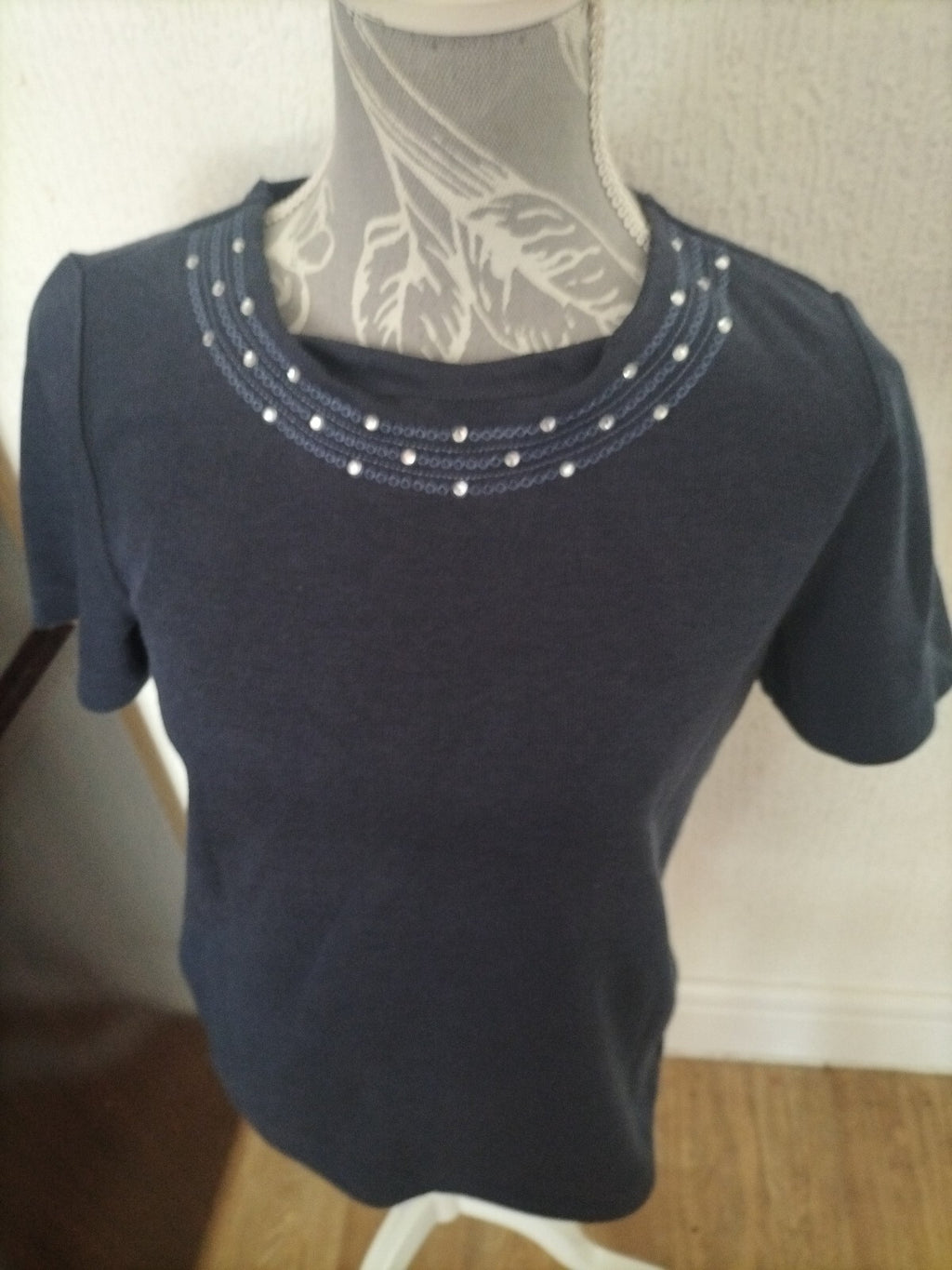 Ladies Bm Casuals Size Small Navy Short Sleeved Blouse