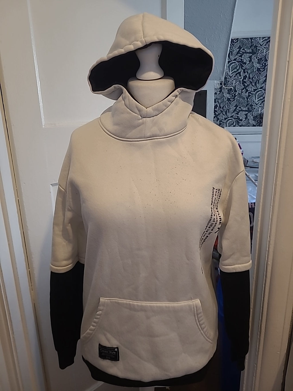 Mens Manfinity Size Small Black And White Hoodie