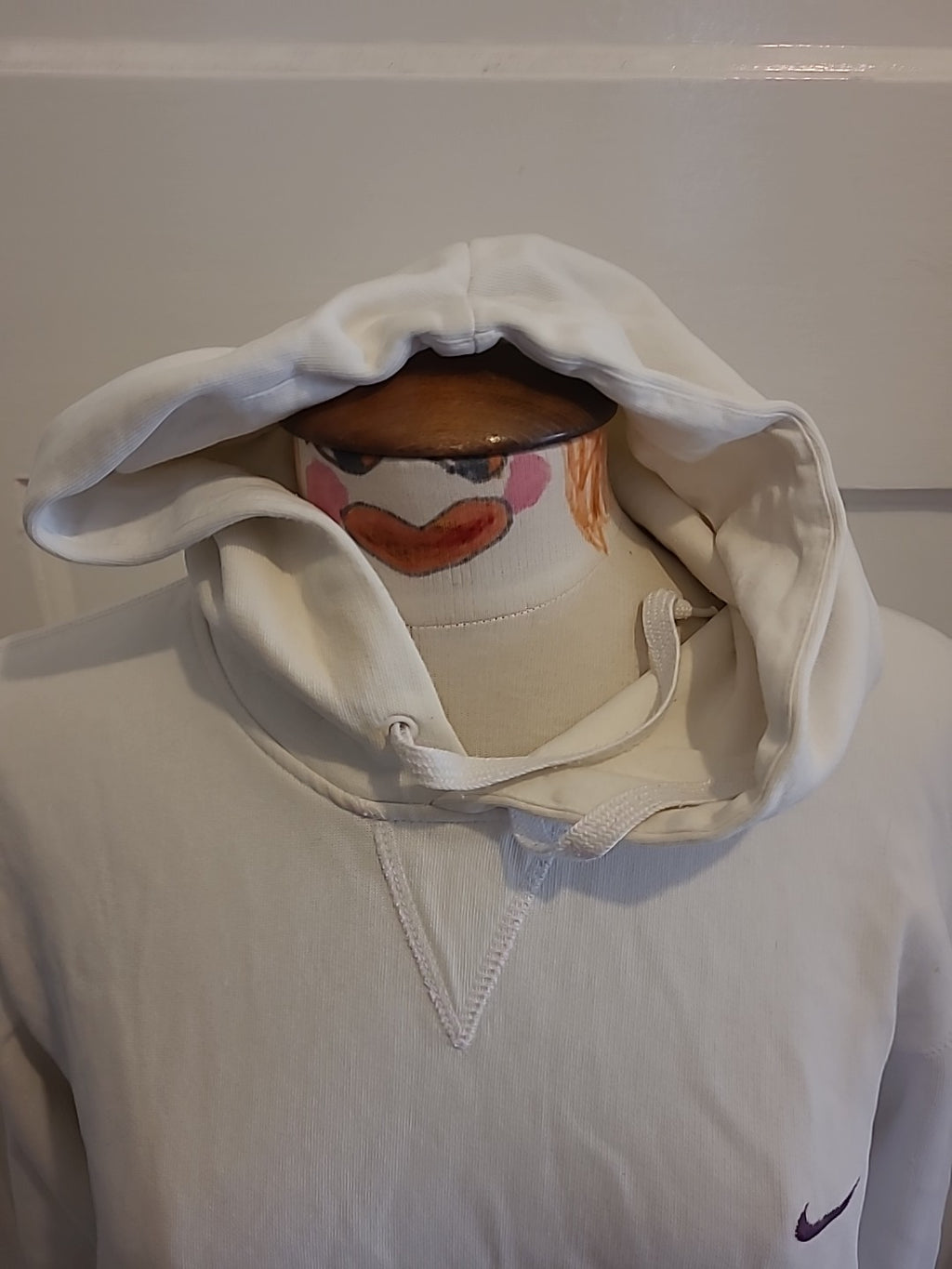 Mens Nike Size Medium White Long Sleeved Pullover Hoodie
