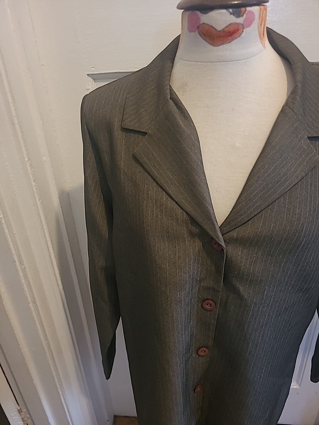 Ladies EWM Size 18 Grey Striped Lined Long Sleeved Slight Padded Blazer