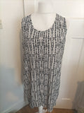 Ladies Animal Size 16 Black And White Patterned Sleeveless Round Neck Blouse