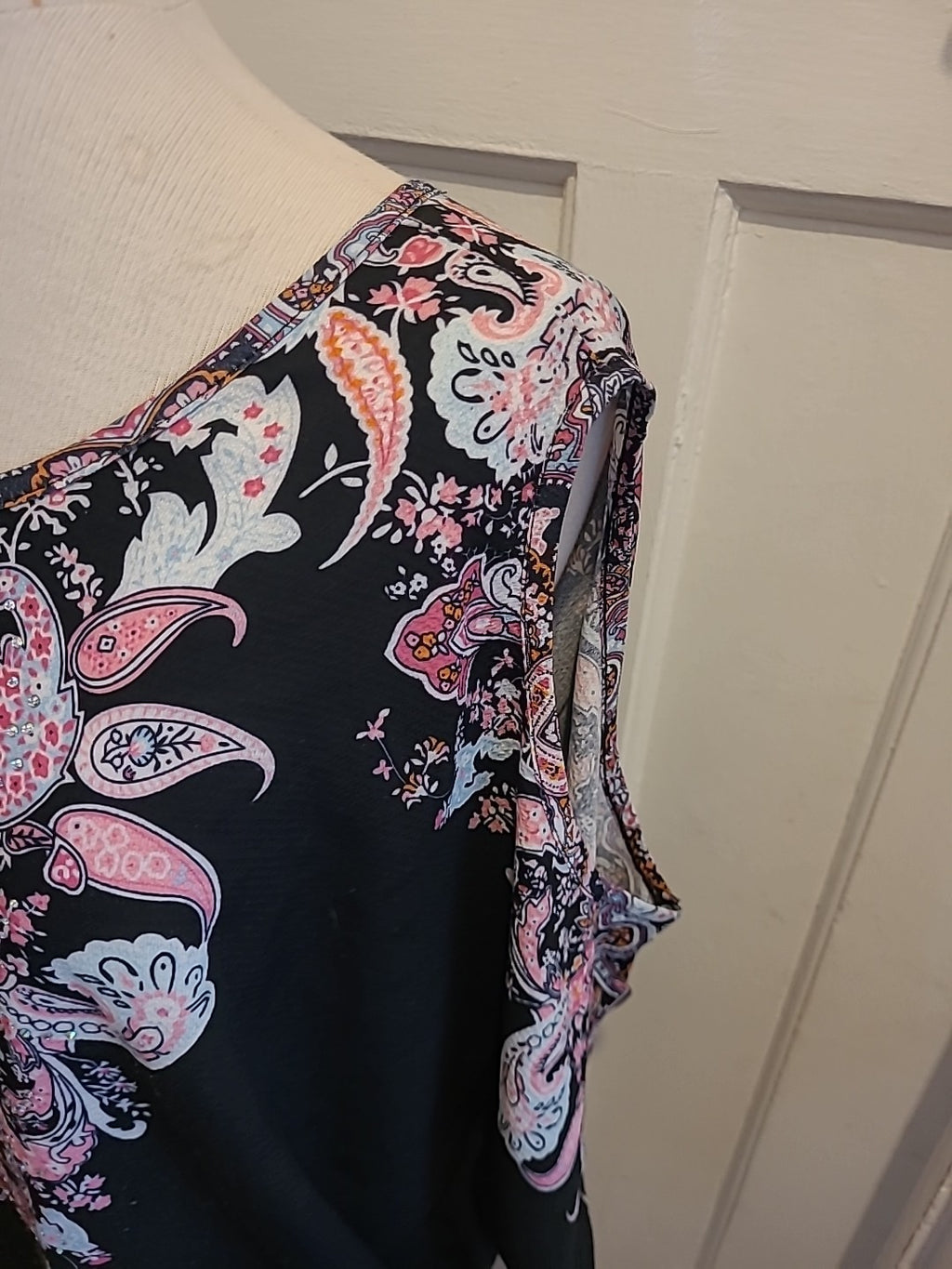 Ladies Izabel Size 10 Multicoloured Open Shoulder Blouse