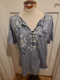 Ladies Size Large Grey Toned Floral Short Sleeved Blouse
