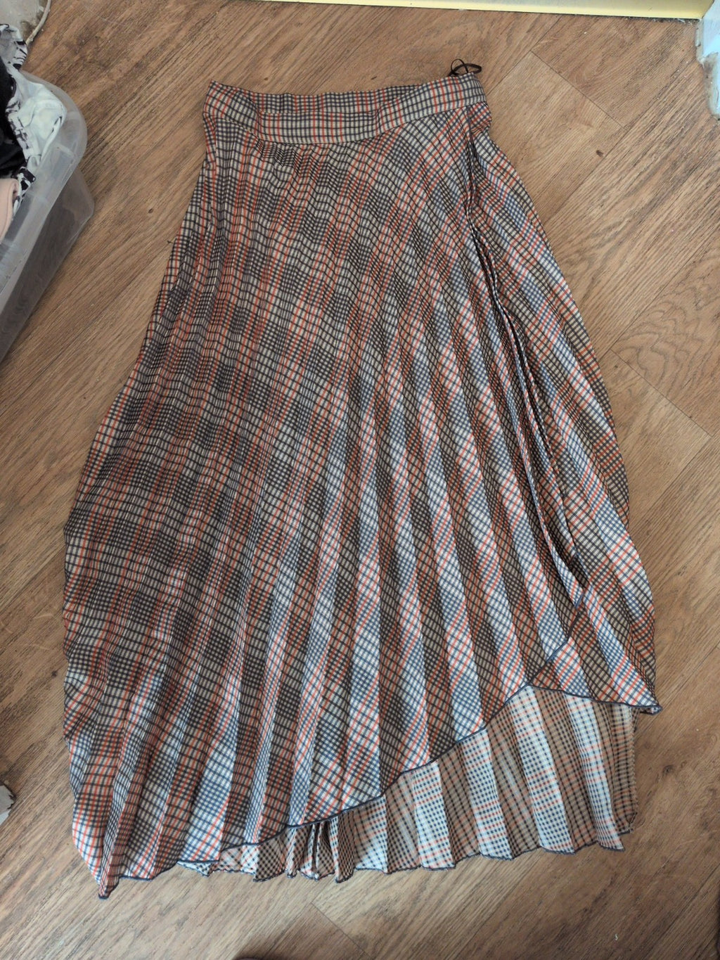 H&M 6 Multi Check Flare Pleated Skirt
