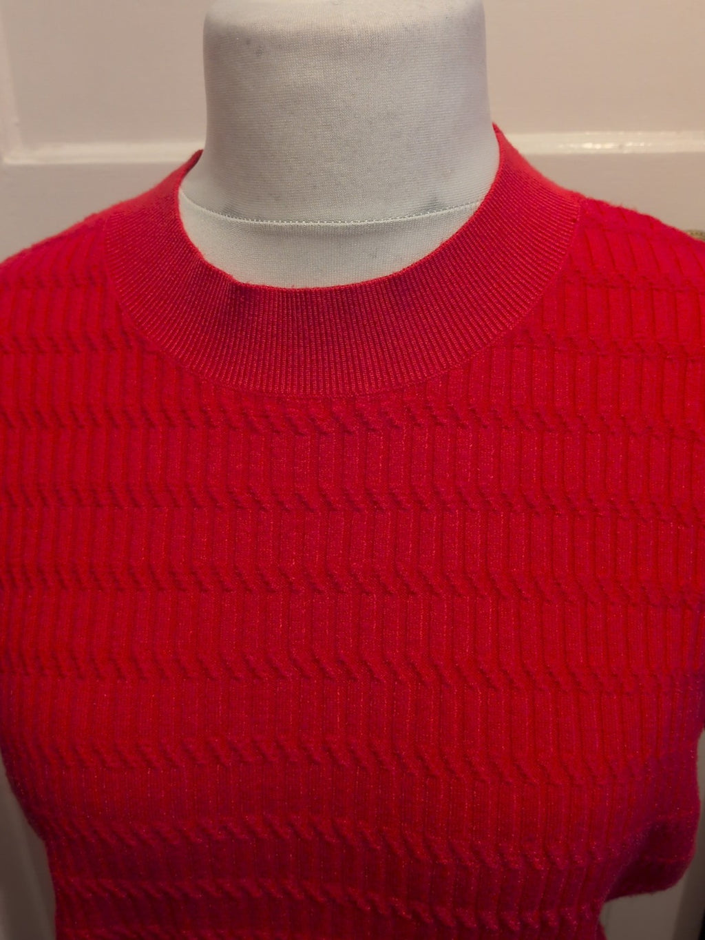 Ladies Tu Size 18 Bright Prink Textured Short Sleeved Jumper