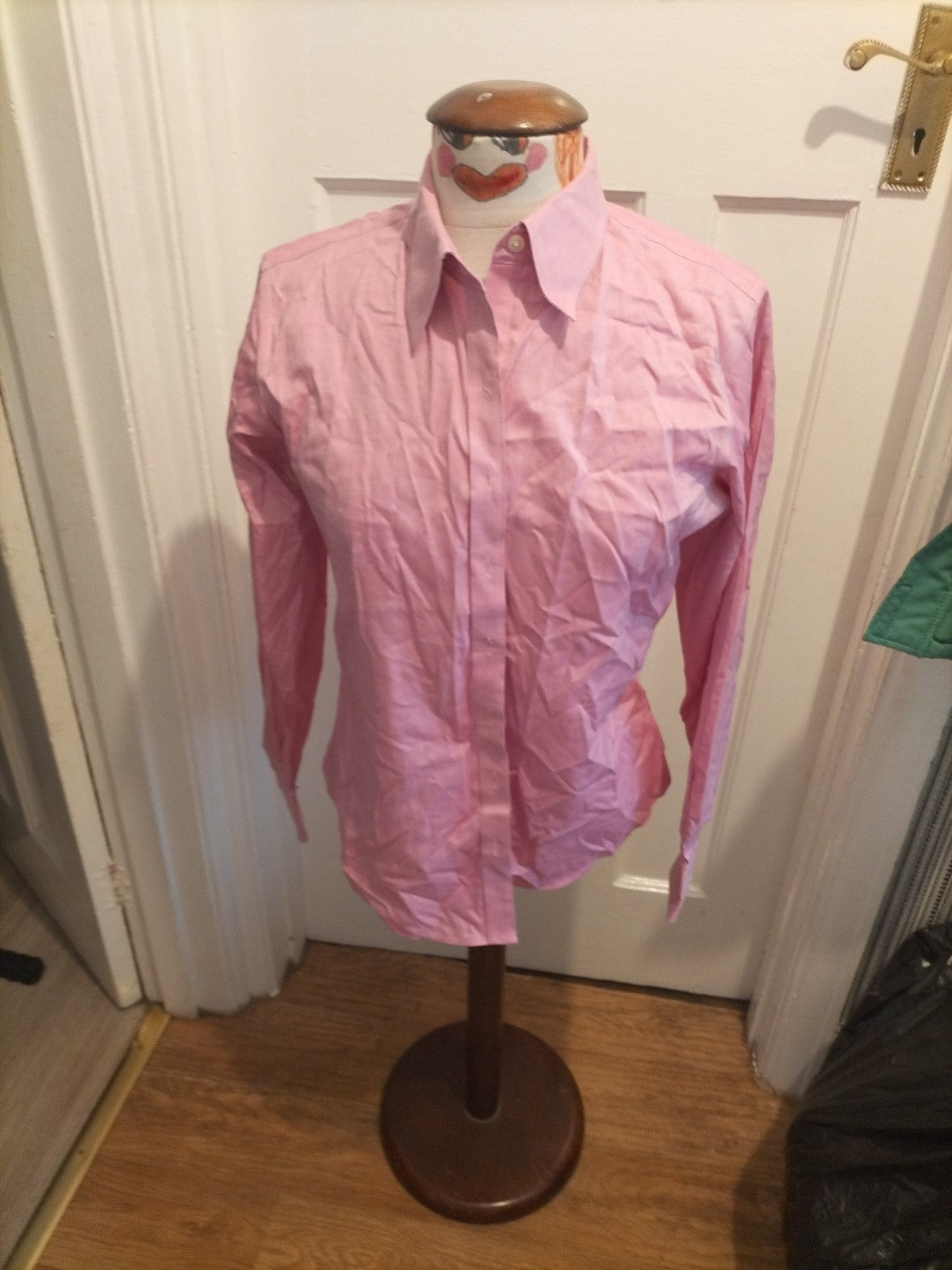 Ladies Lands End Size 8 Pink Long Sleeved Buttoned Shirt
