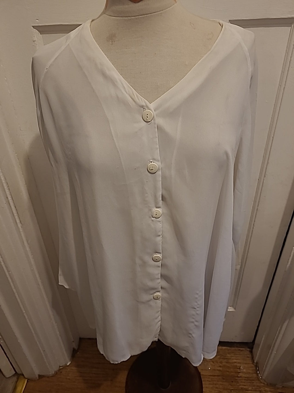Ladies Size Large White Lined Long Sleeved Blouse