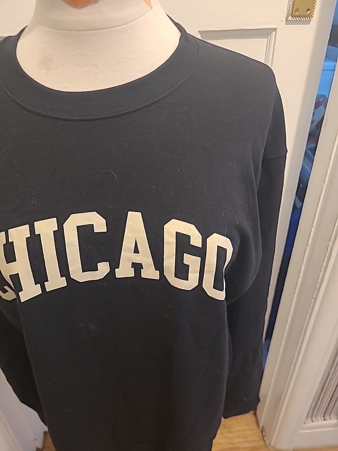 Mens Boohoo Size M Chicago Black Sweatshirt