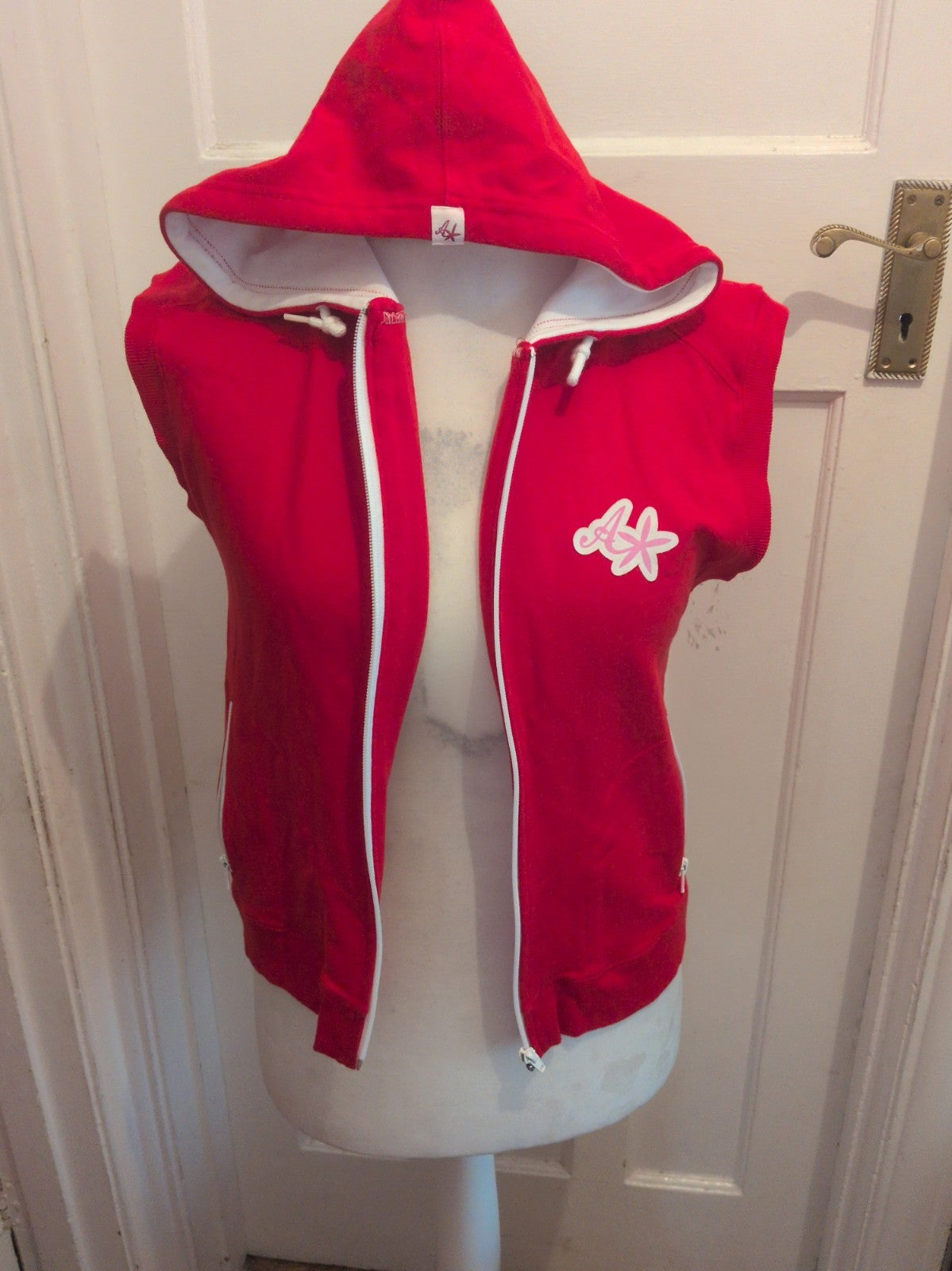 Ladies Animal Size Large Red Sleeveless Full Zip Hoodie