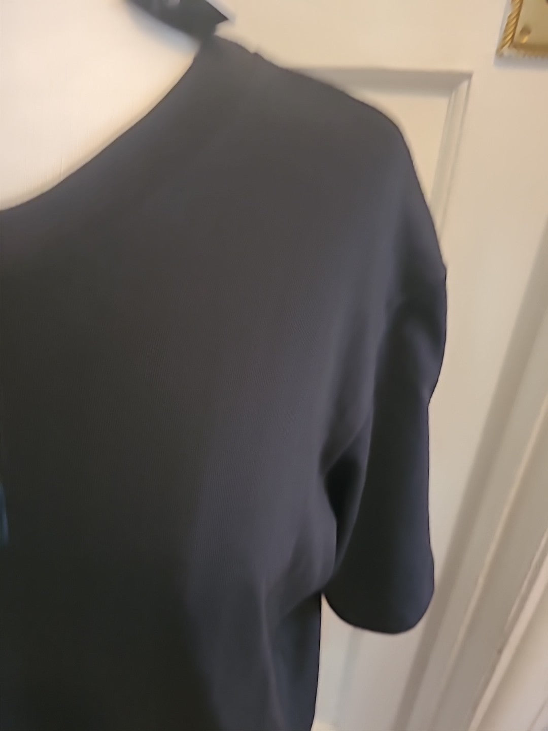 Brand New Ladies Size Medium Black Detailed Short Sleeved Tshirt