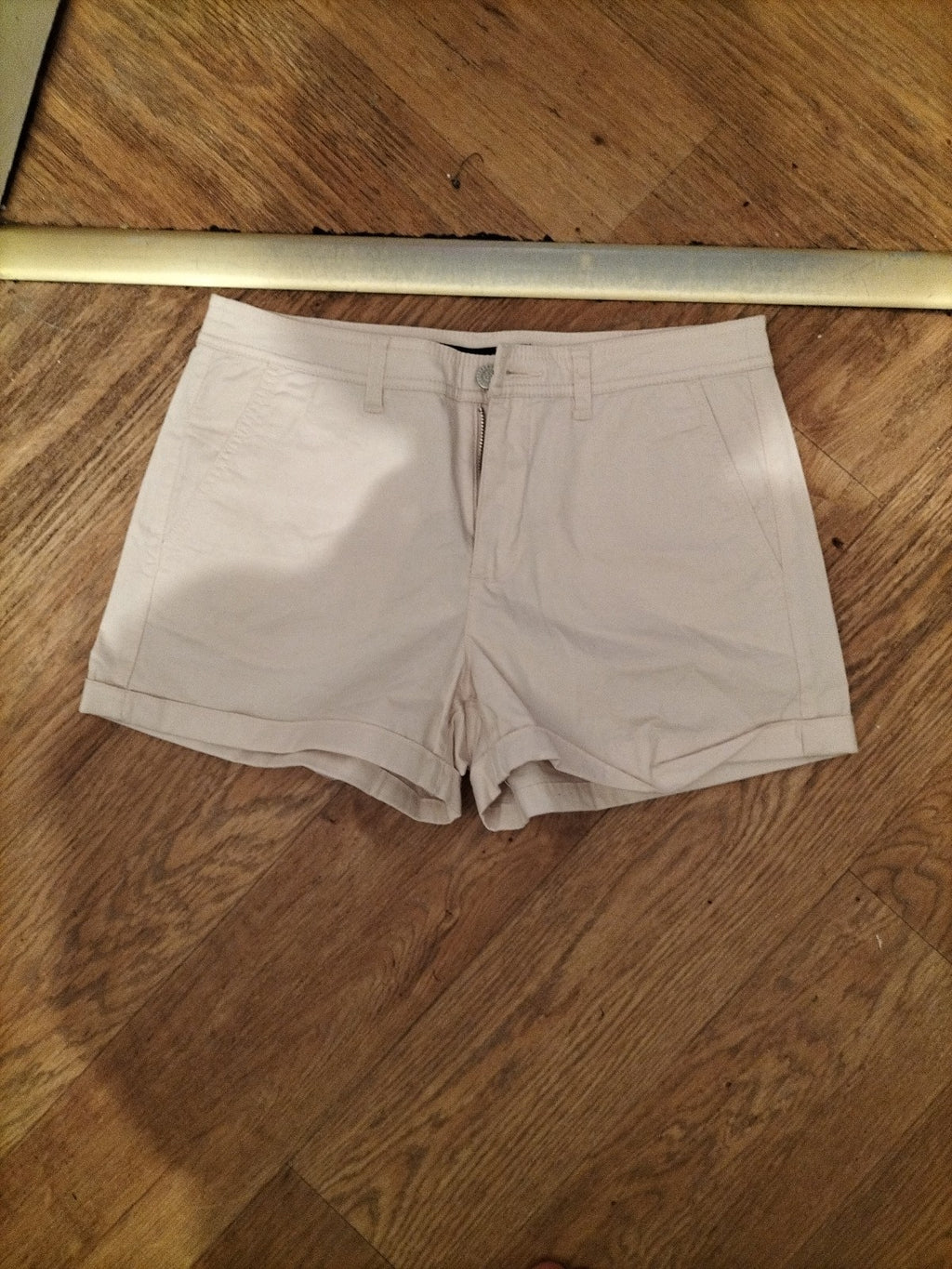 Ladies Mango Size Small Pale Pink Hot Pants