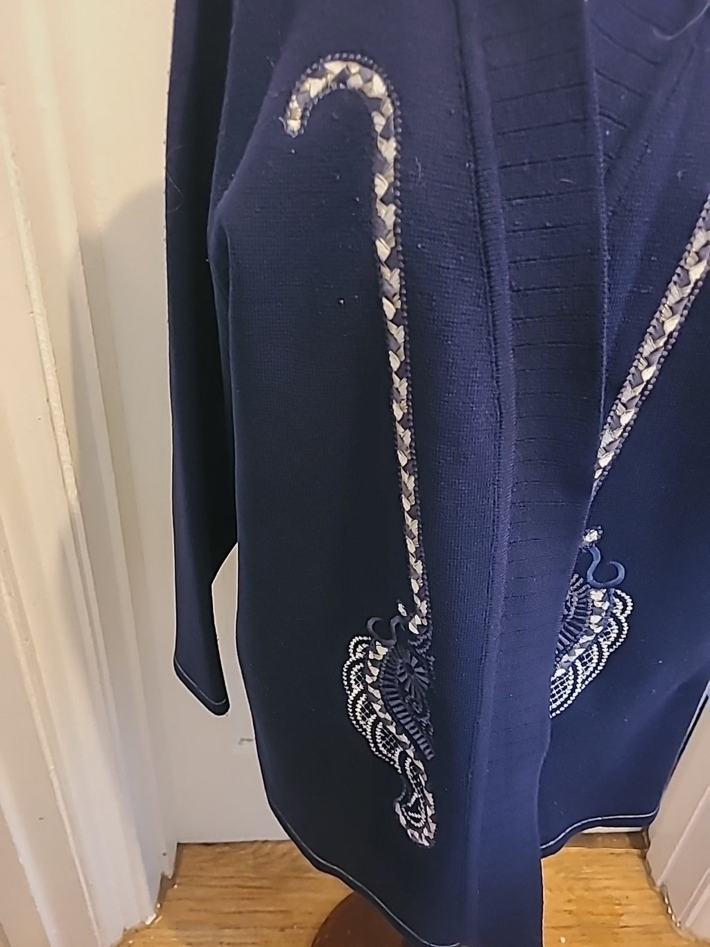 Ladies Eternal Collection Size Large Navy Embroidery Long Sleeved Cardigan