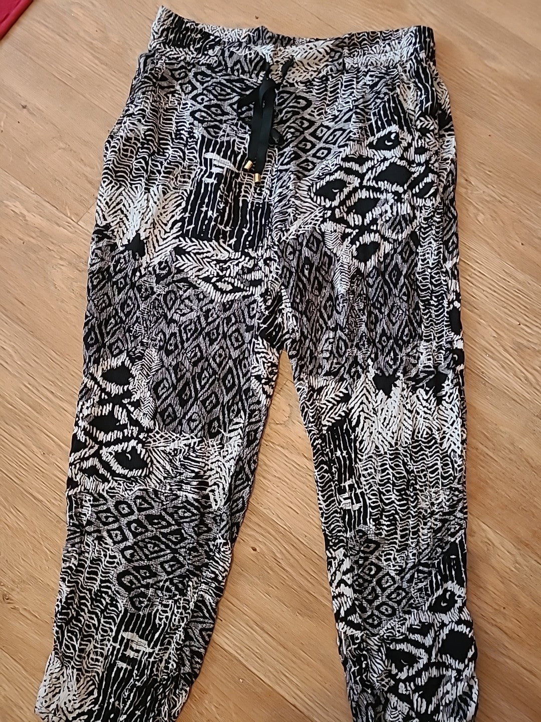 Ladies Peacocks Size 10 Grey Black White Elasticated Trousers