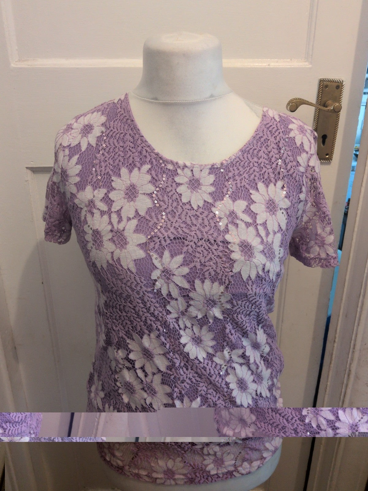 Brand New Ladies Text Size Small Purple Floral Lined Short Sleeve Blouse