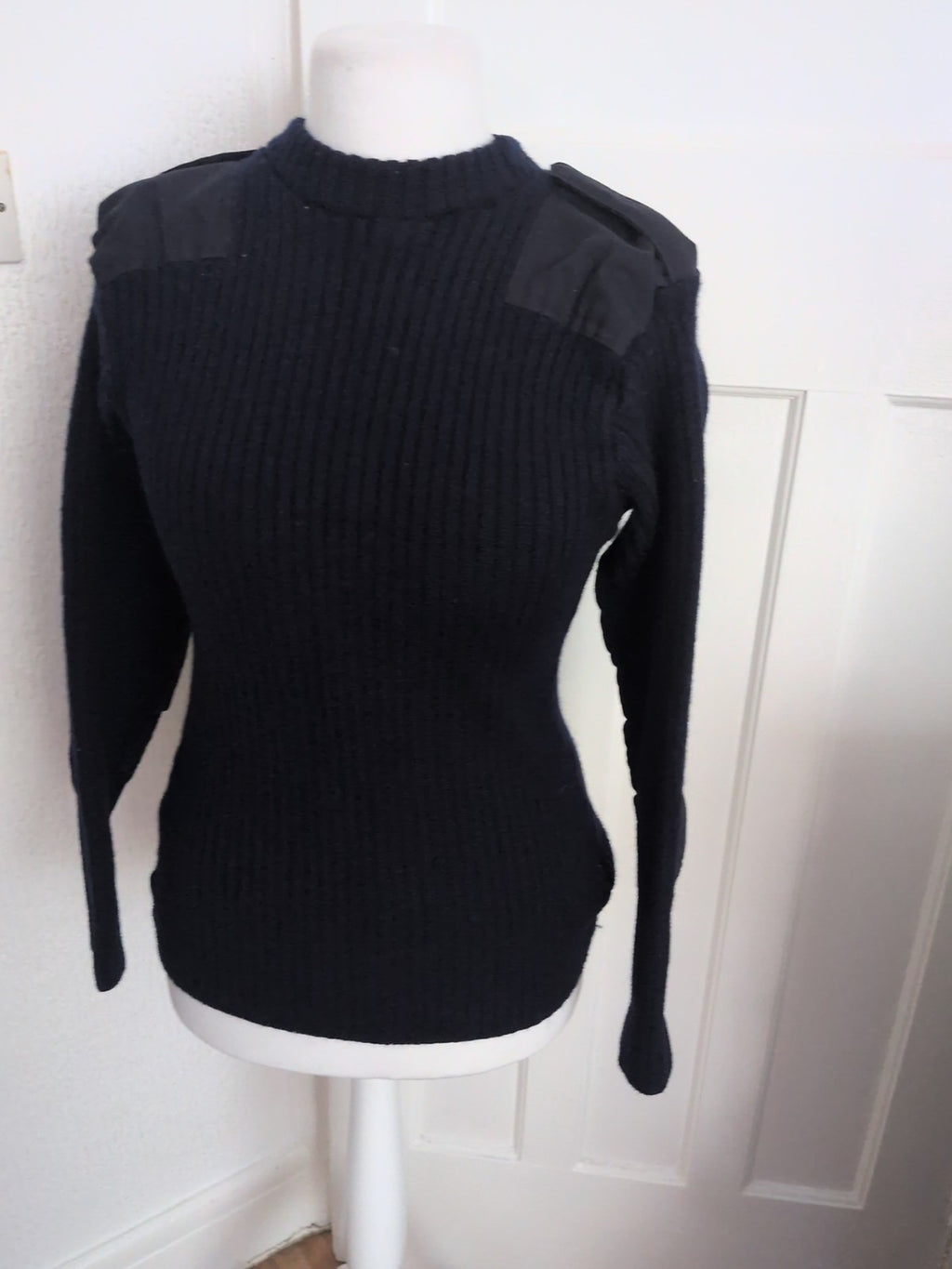 Size 5 Navy Ribbed Long Sleeve Pullover Jumper