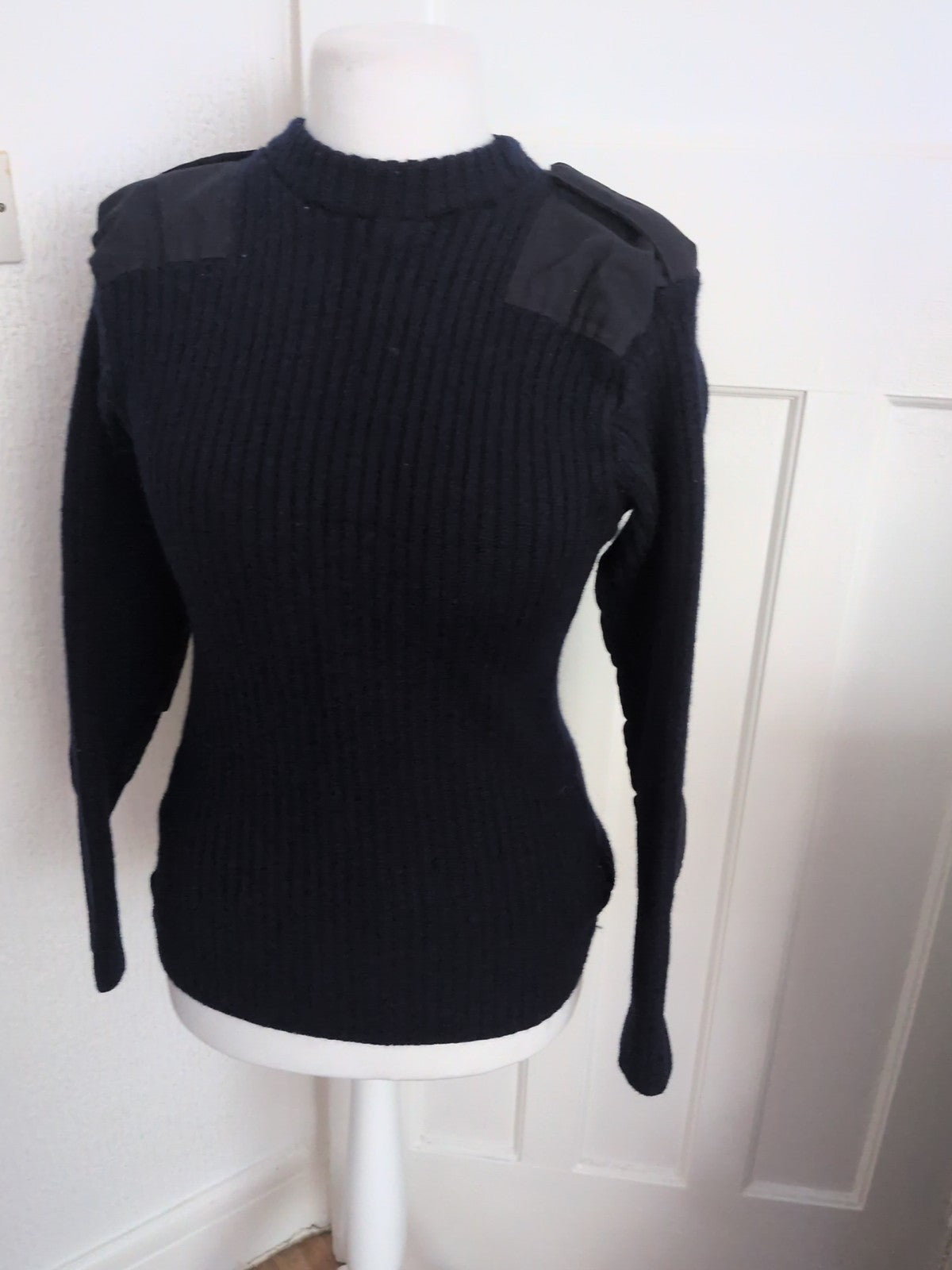 Size 5 Navy Ribbed Long Sleeve Pullover Jumper