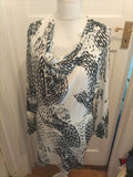 Stella Morgan M Black And White Long Sleeved Dress