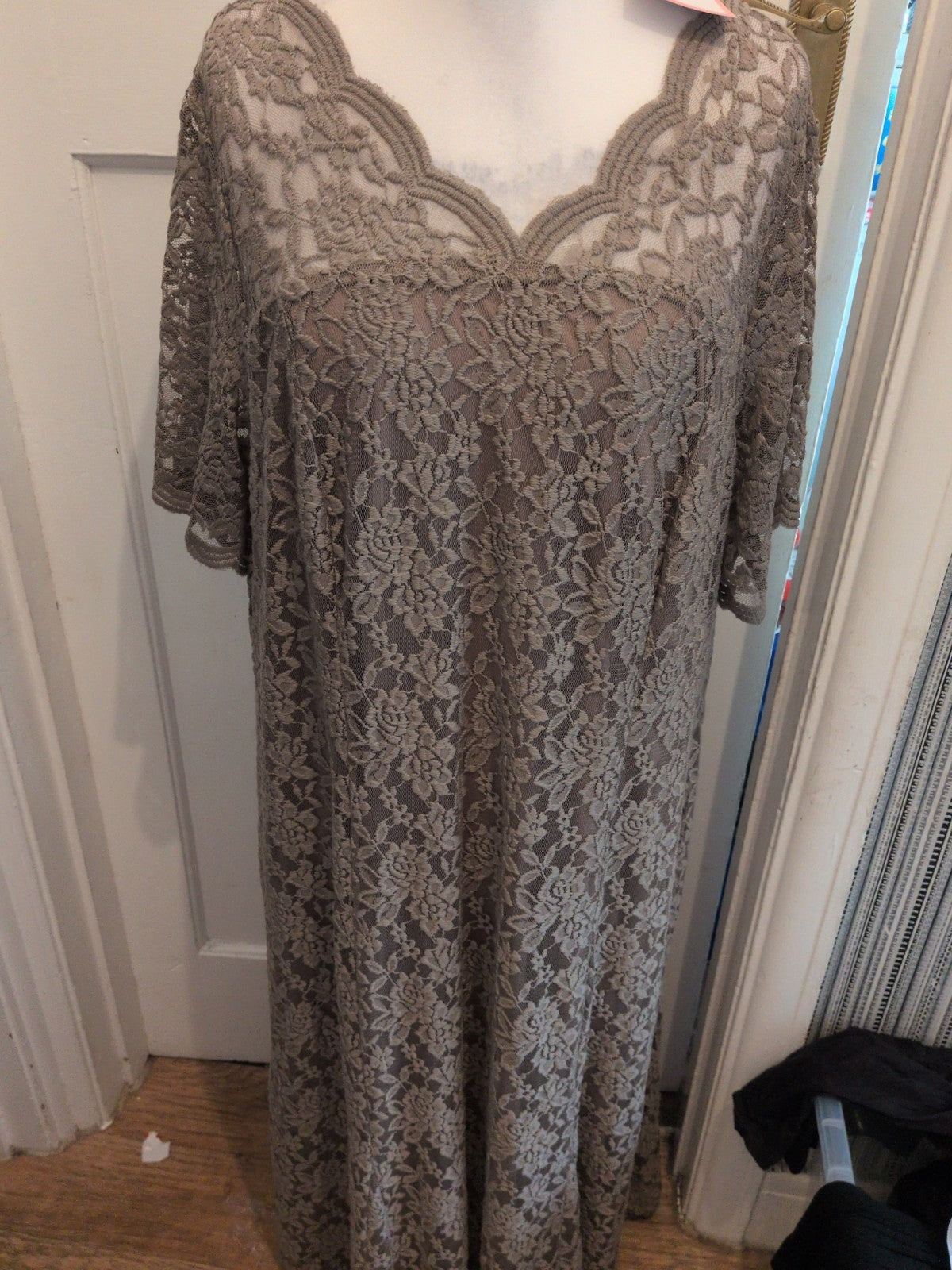 Brand New Julipa Size 28 Brown Lined Lace Pattern Maxi Dress Long Length