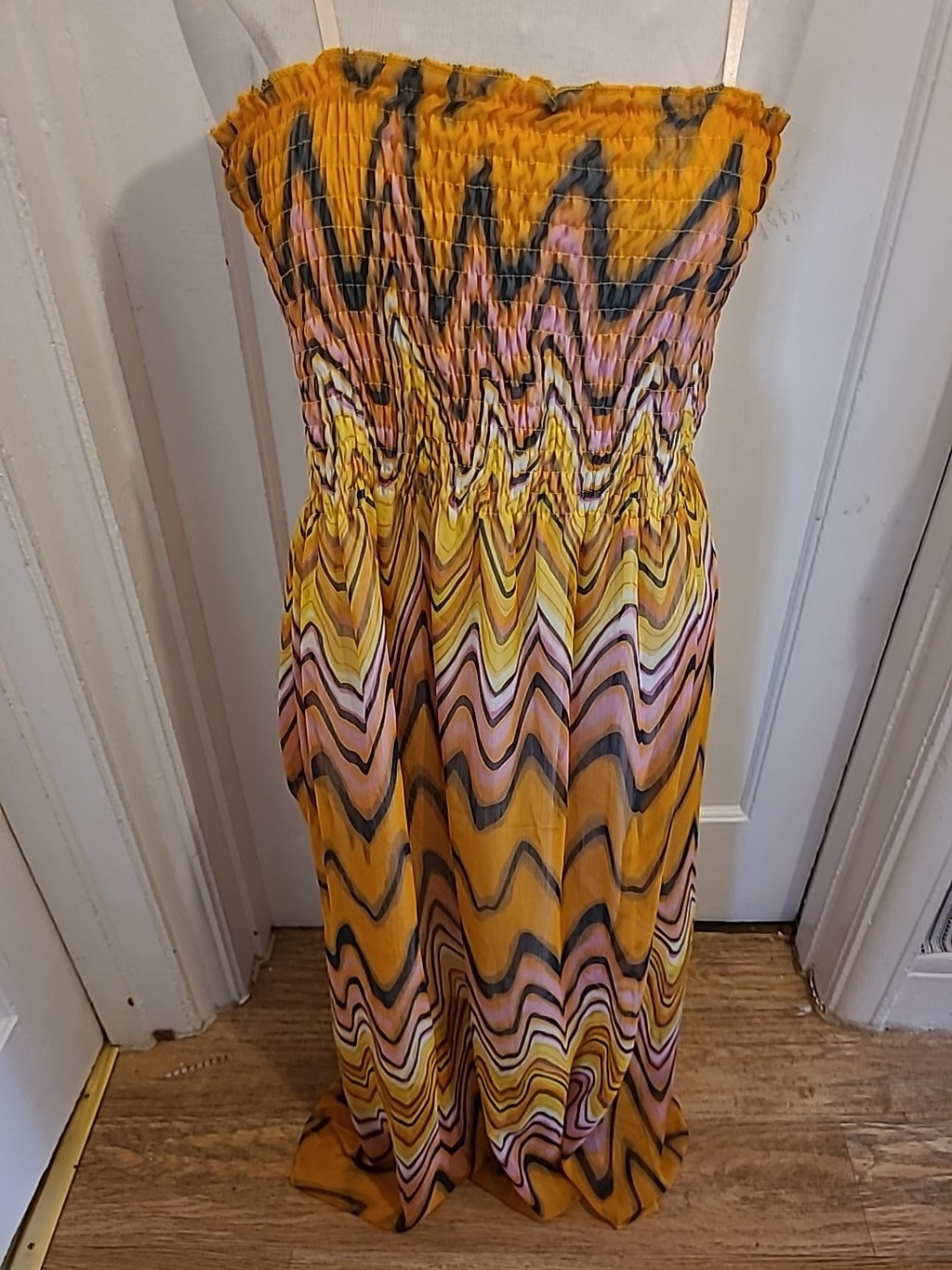 Ladies DMJ Size Large Orange Lined Bubblehem Long Dress