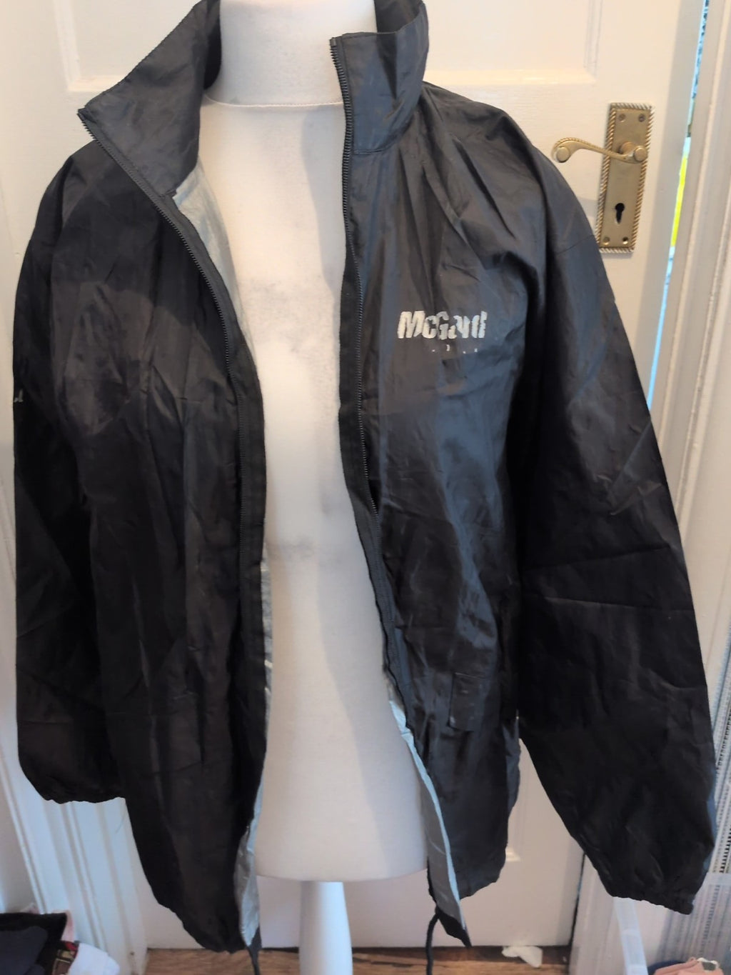 Us Basic Medium Black Rain Coat