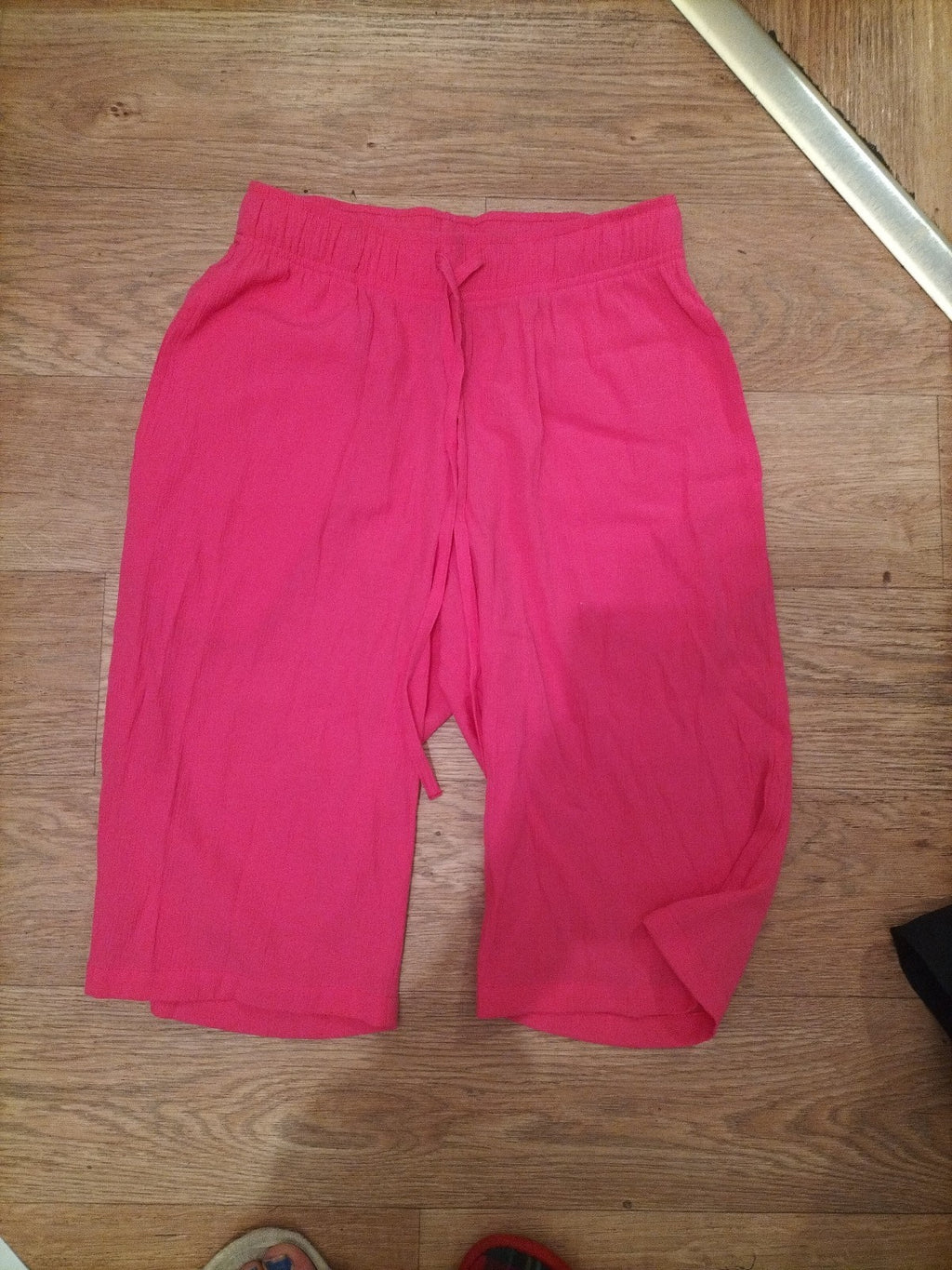 Ladies Damart Size 10 Pink Elasticated Cropped Trousers