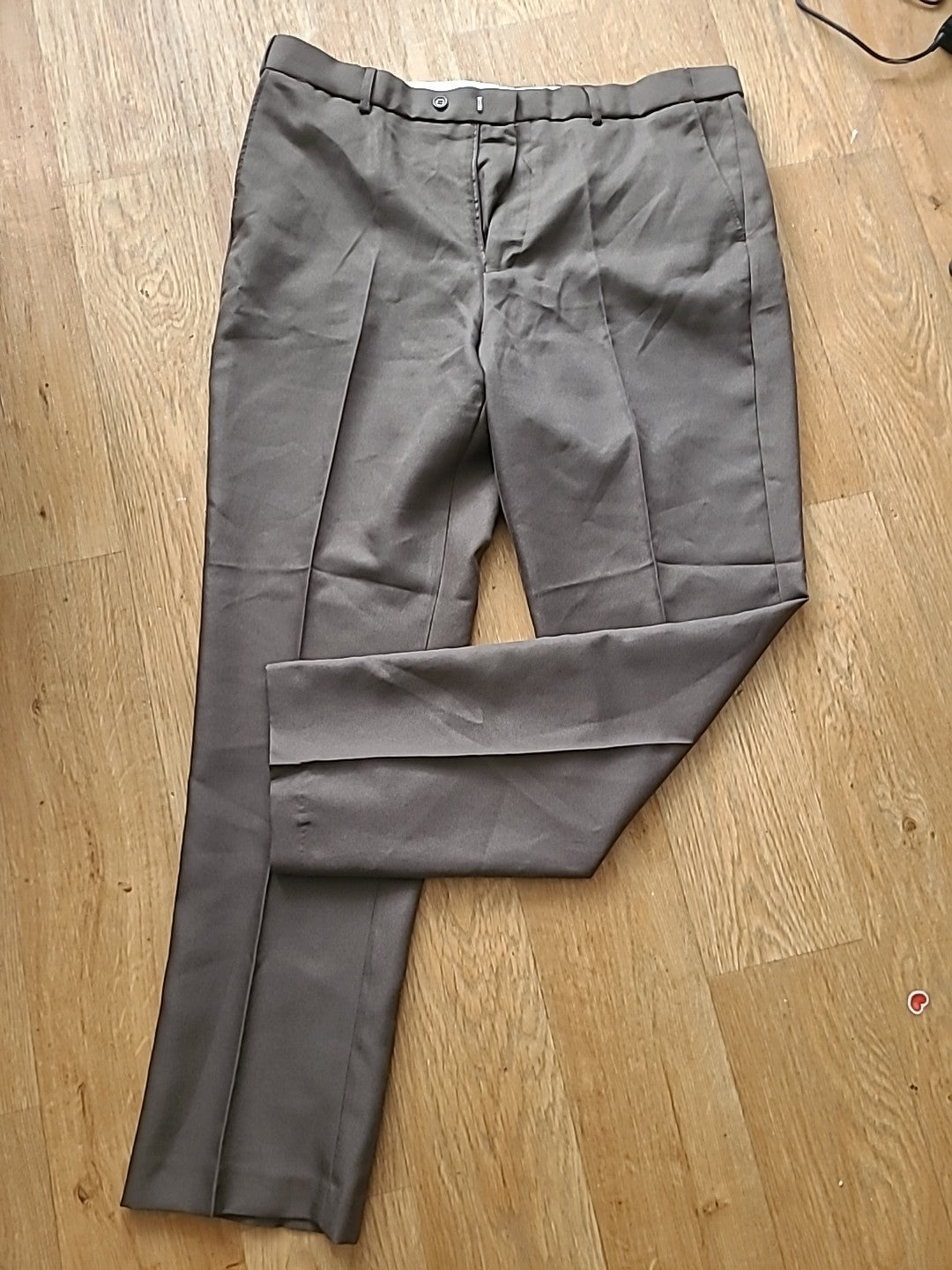 Mens James Holton Size 40/31 Brown Trousers Smart