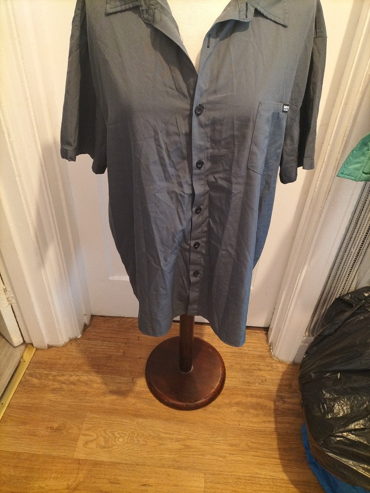 Mens Size 2XL Grey Short Sleeved Shirt