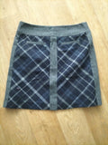 Ladies Autograph Size 10 Navy Mix Patterned Skirt
