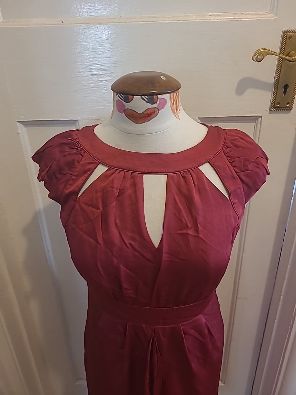 Ladies Size 10 Purple Short Sleeved Dress