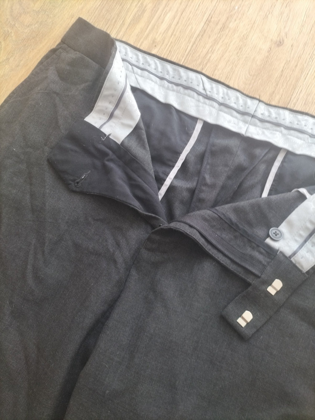 Mens Debenhams Size 38R Navy Trousers