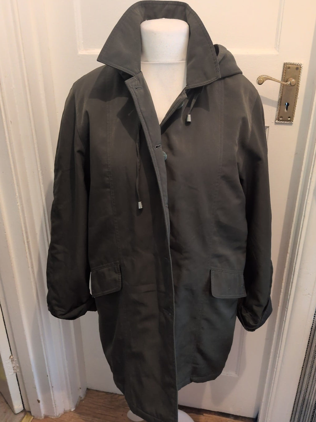 Holmewood 14 Green Lined Long Sleeve Coat