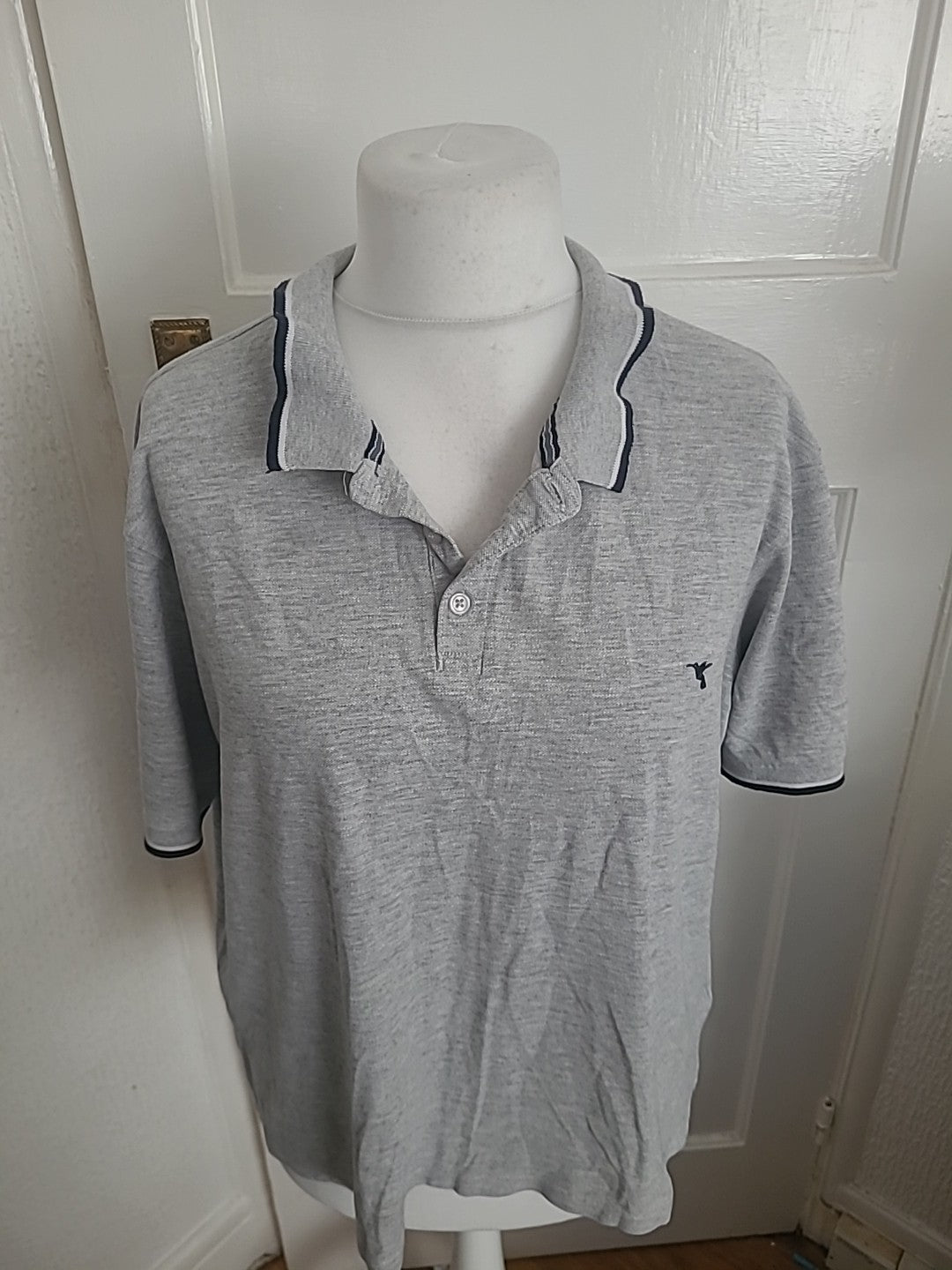 Mens Studio Size XL Grey Short Sleeved Polo