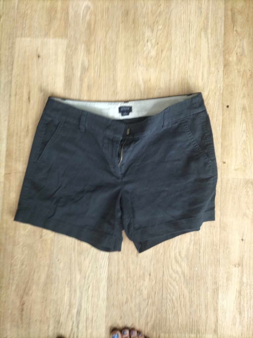 Ladies J.Crew Size 8 Black Shorts Chino