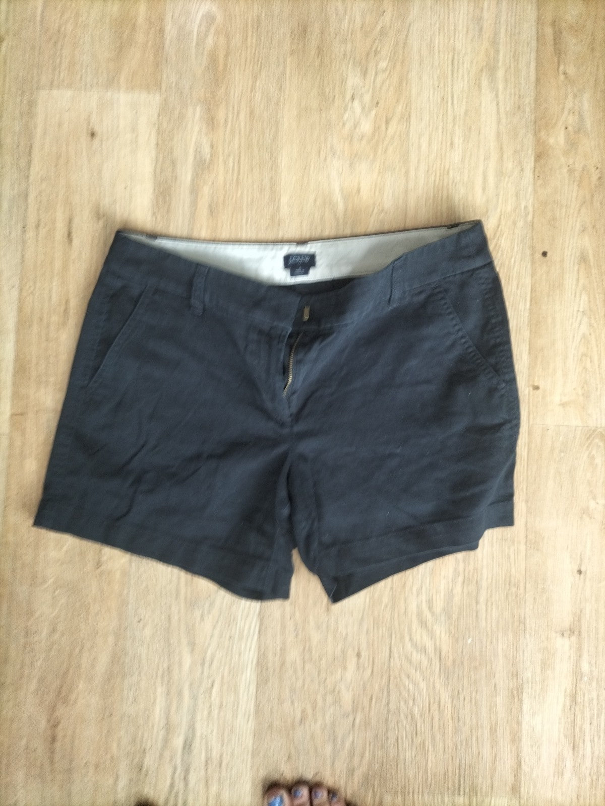 Ladies J.Crew Size 8 Black Shorts Chino